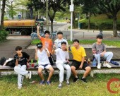 初中毕业学无人机应用技术怎么样（揭示应用及就业市场需求）